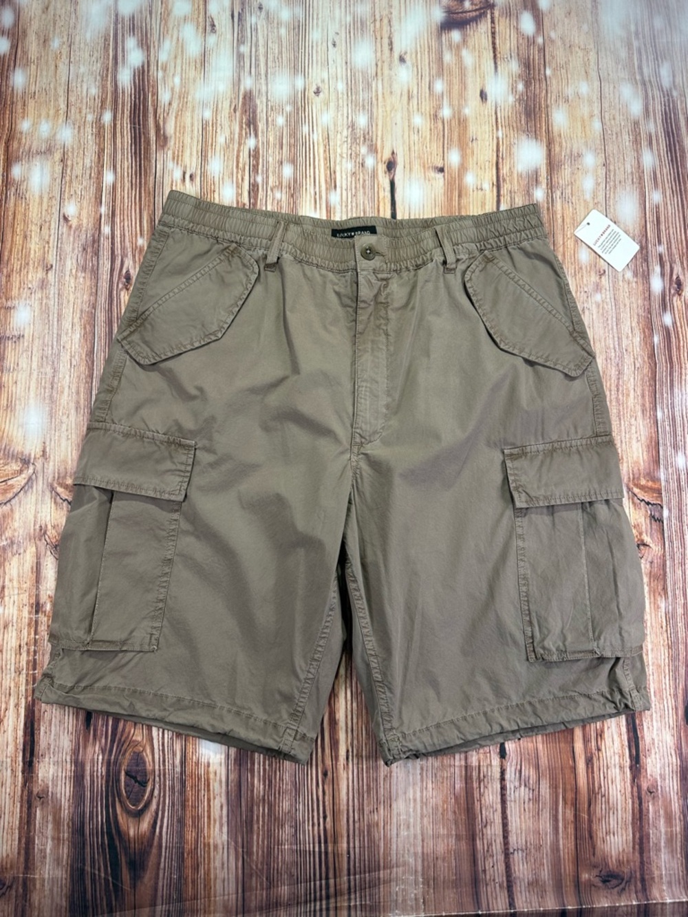 NWT Lucky  Brand  Men's  Cargo Shorts Size Large